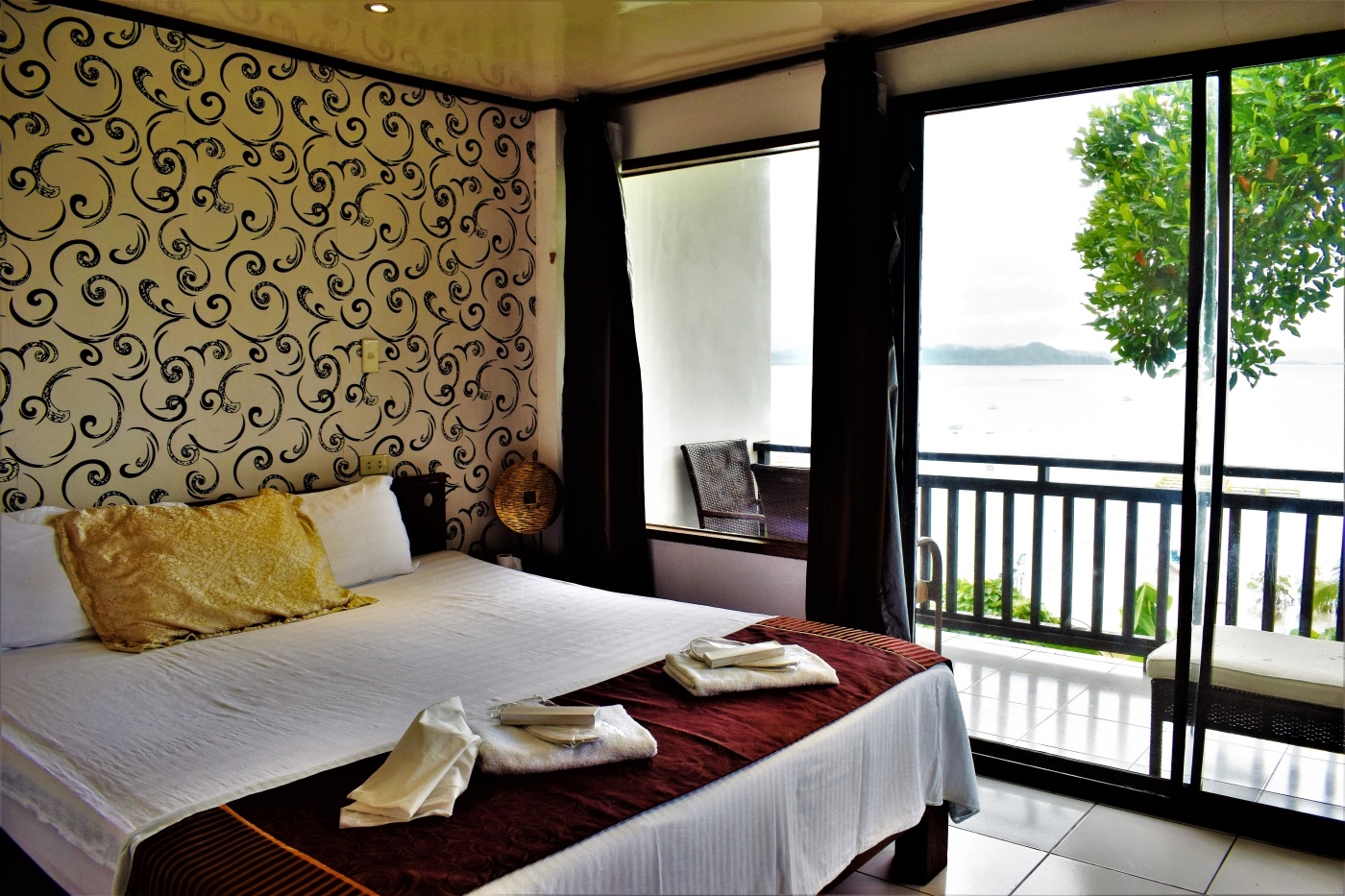 Peace and Love resort San Vicente Palawan Philippines