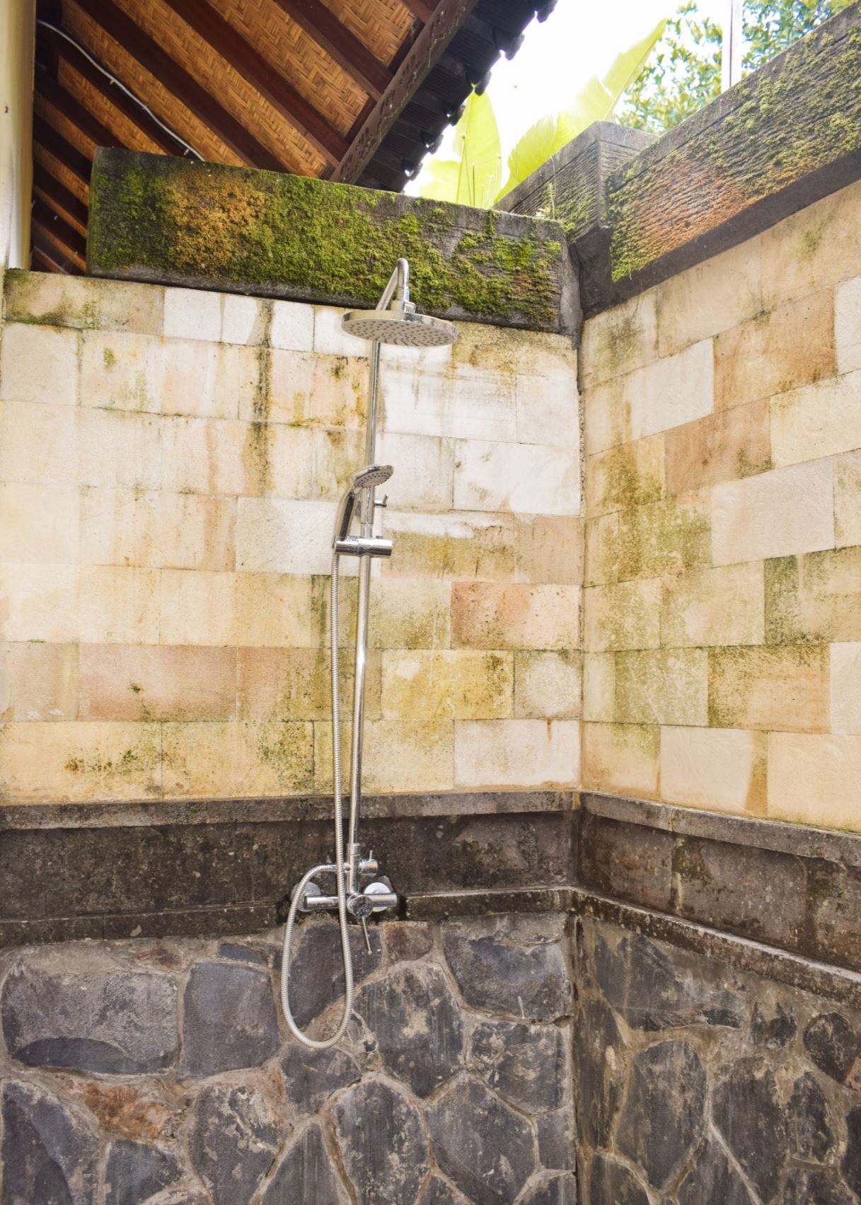 shower Ubud Bali