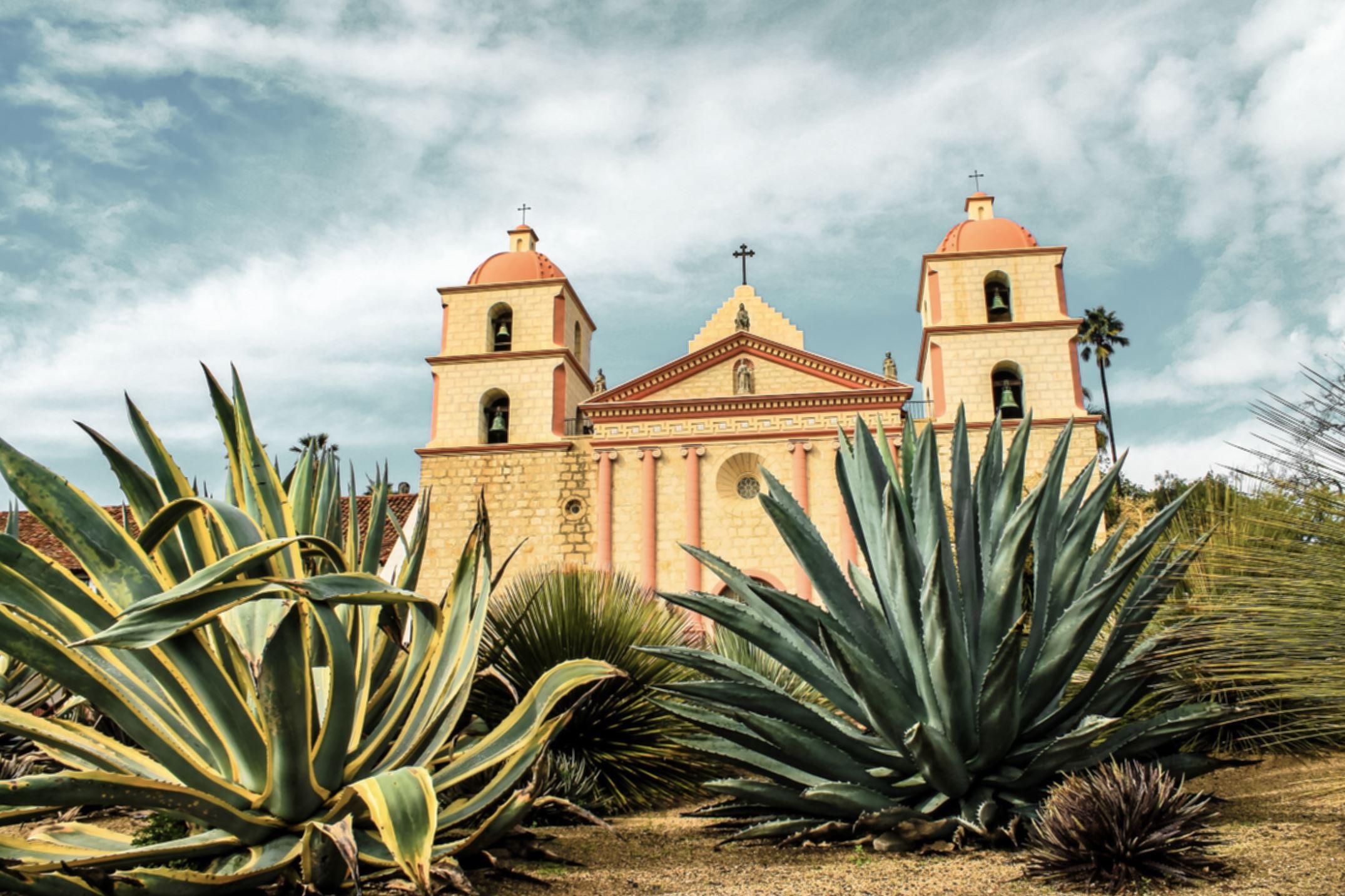 5 towns to visit on the West Coast