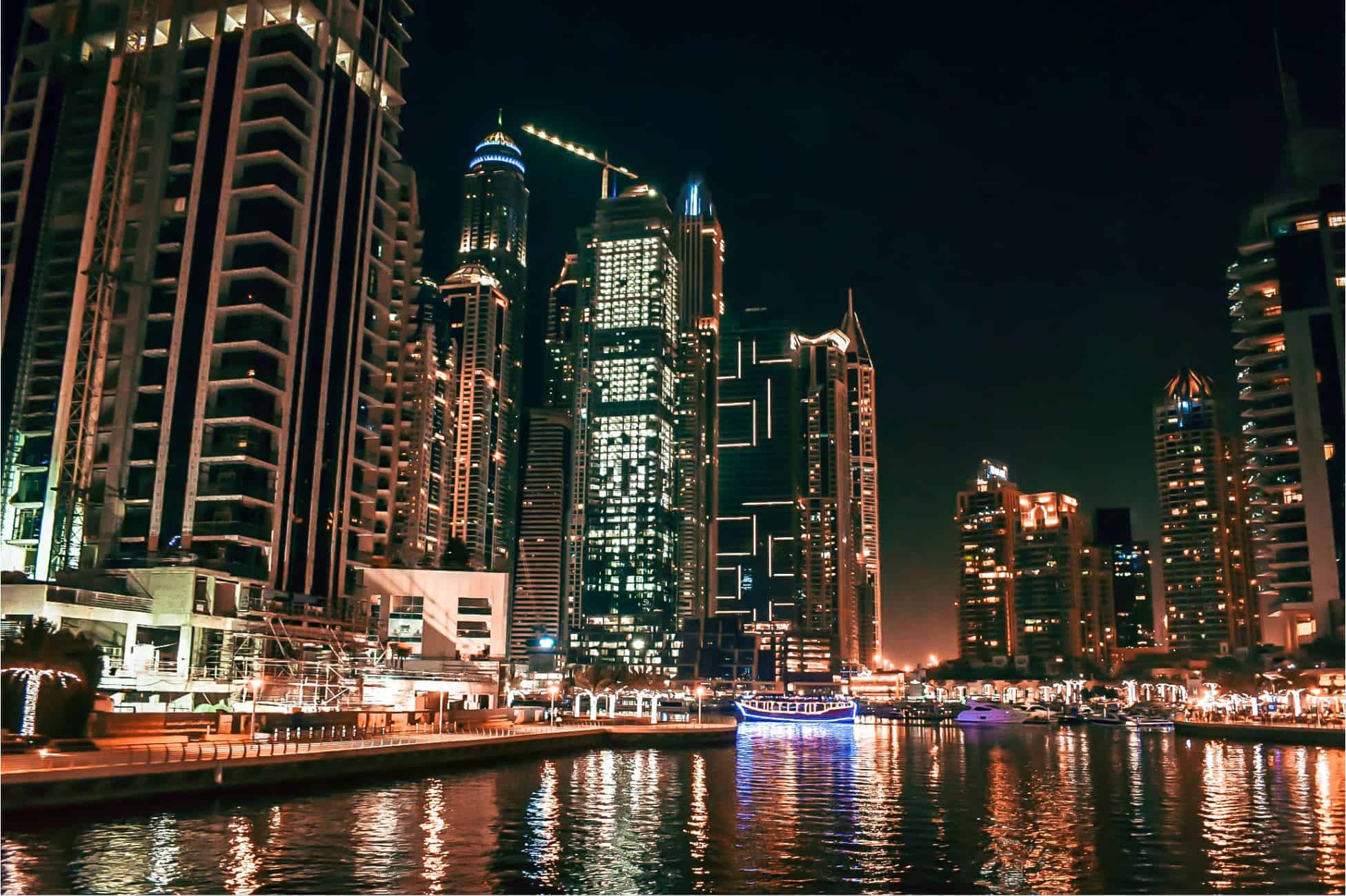 Dubai on a budget - how to visit Dubai without spending much money