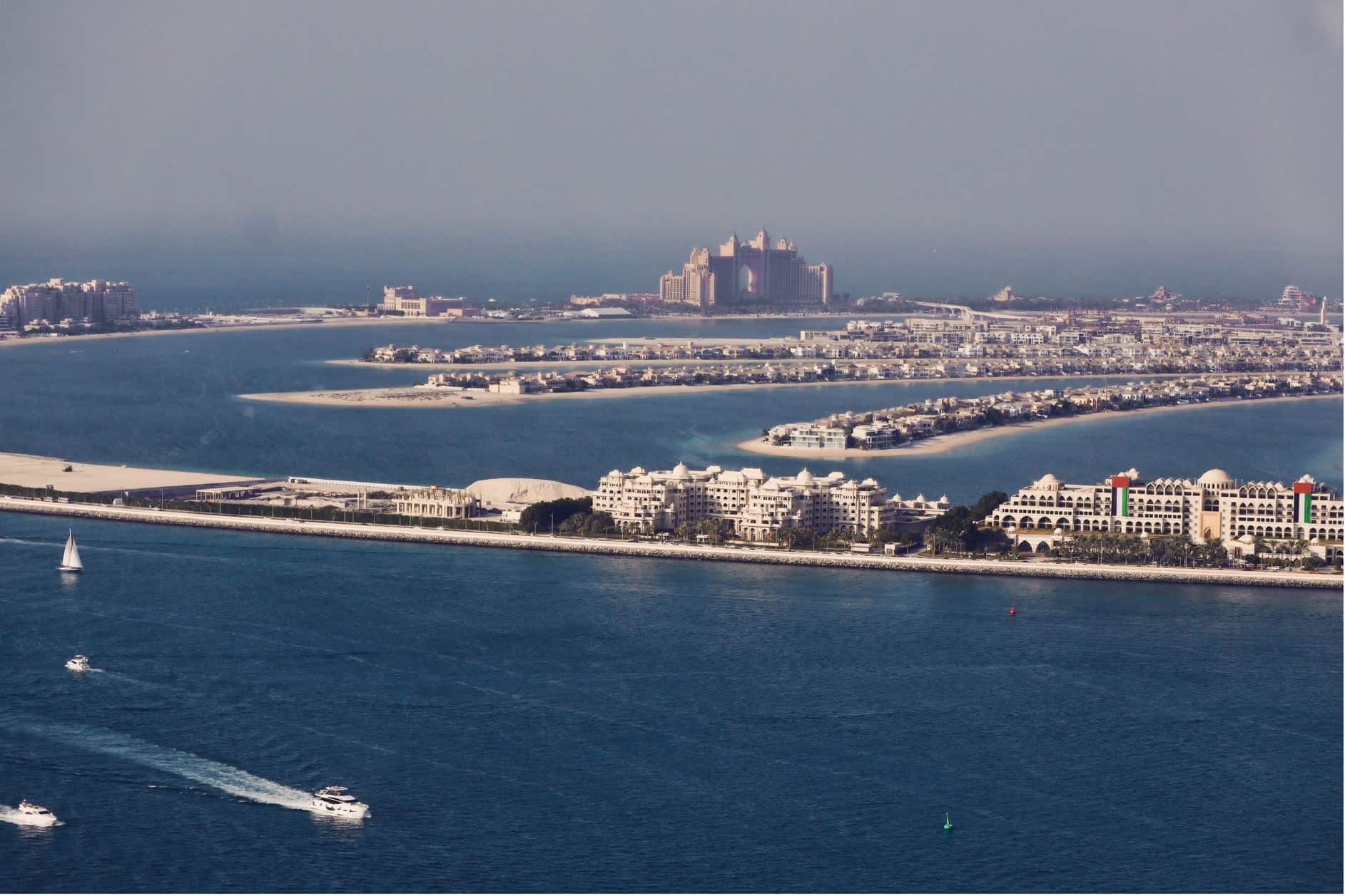 Palm Island, view from Ain Dubai | 1 day in Dubai free things to do in dubai | explore dubai on a budget | best places to visit in dubai for free