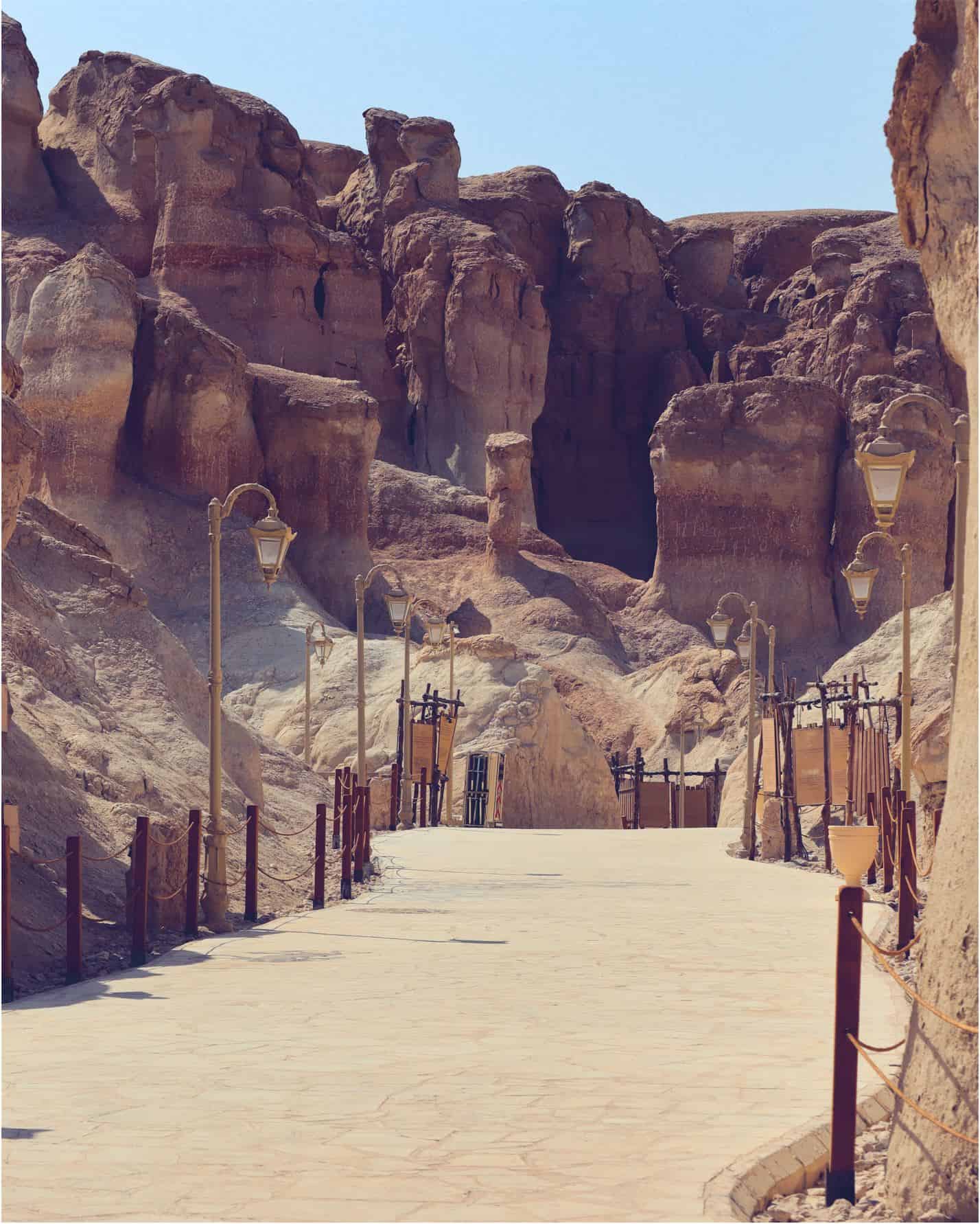 Visiting Al Qarah Mountain in Al Ahsa Saudi Arabia (8)