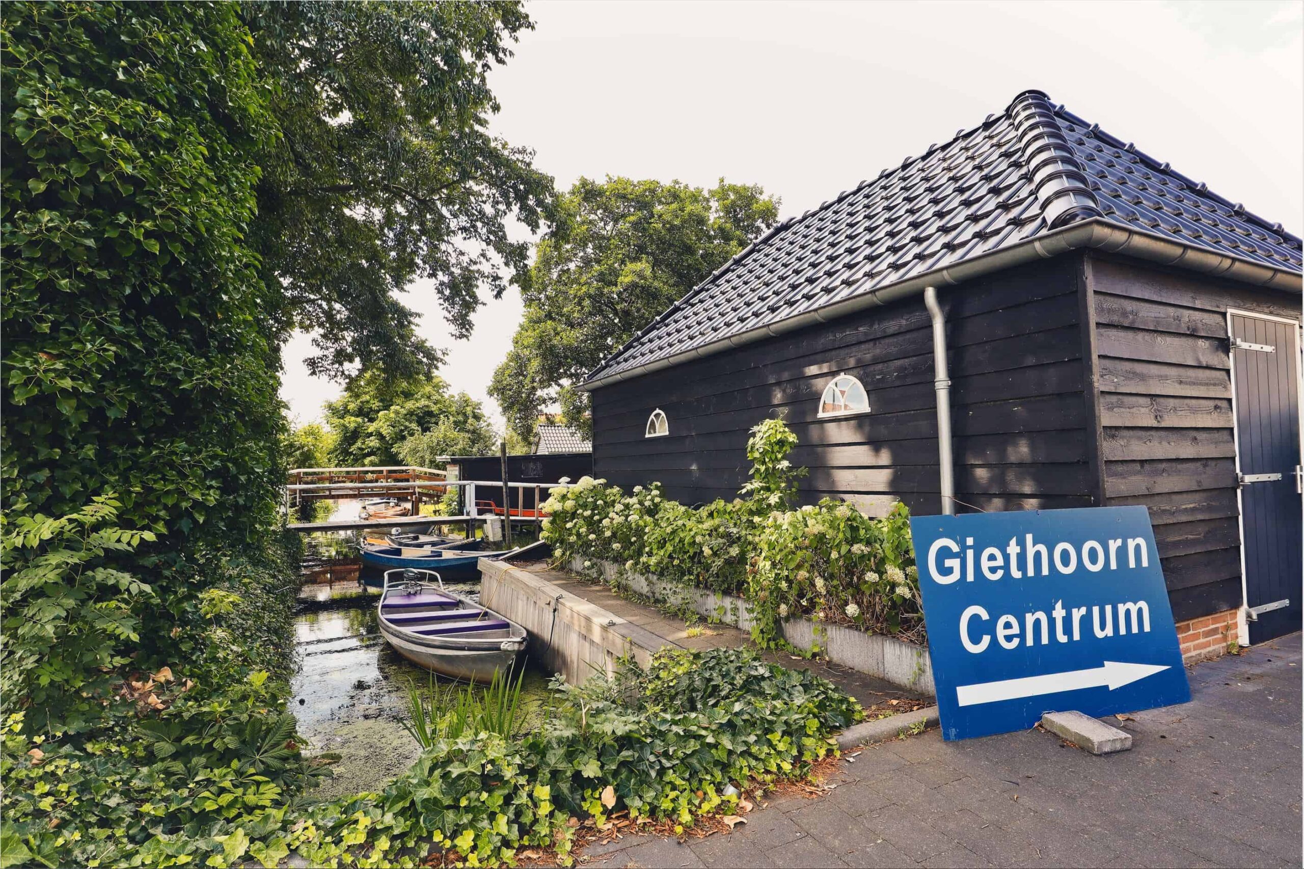 giethoorn boat rental | boat in giethoorn | giethoorn village