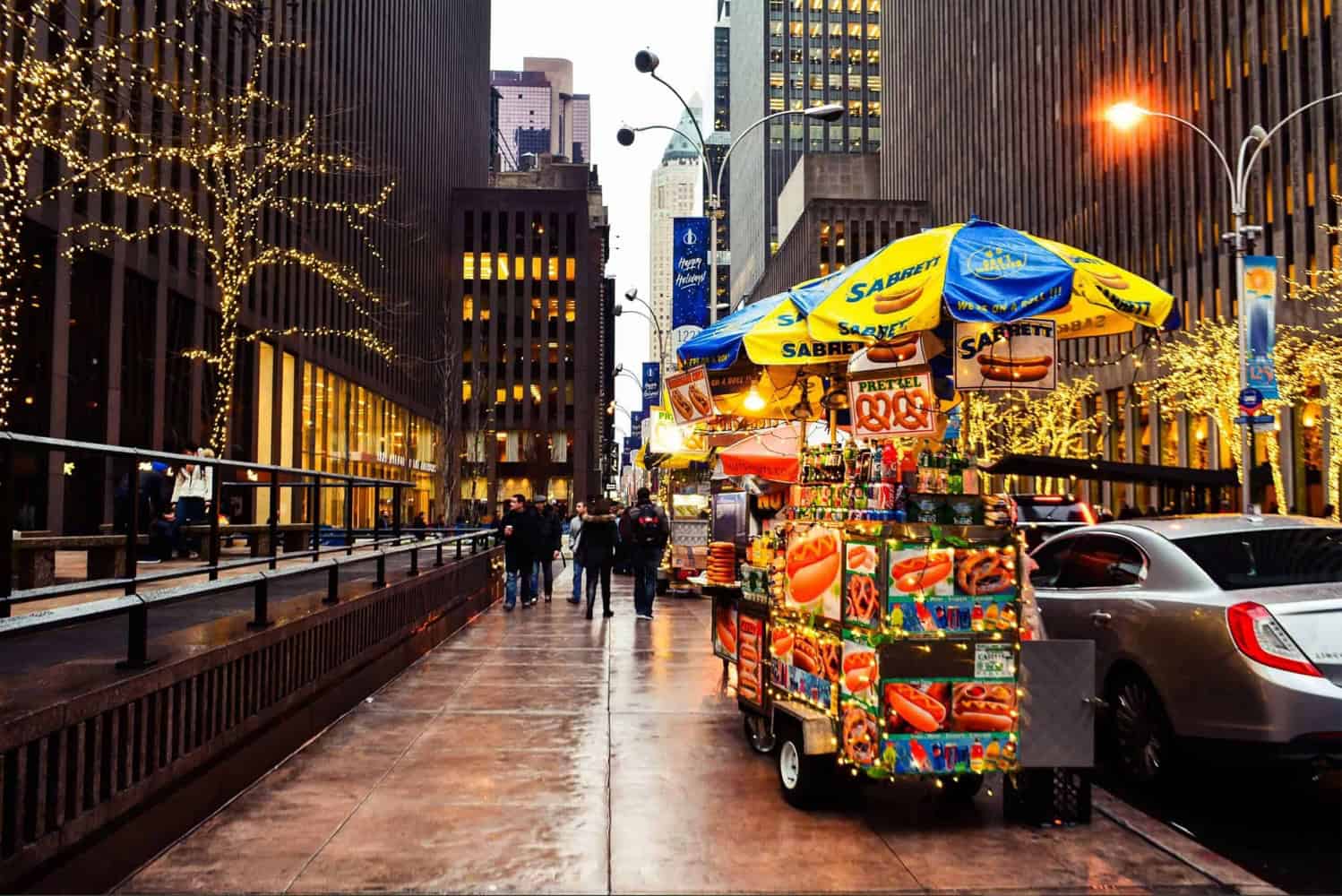 things to do in nyc in dec | new york city christmas market | beautiful christmas in new york | nyc xmas
