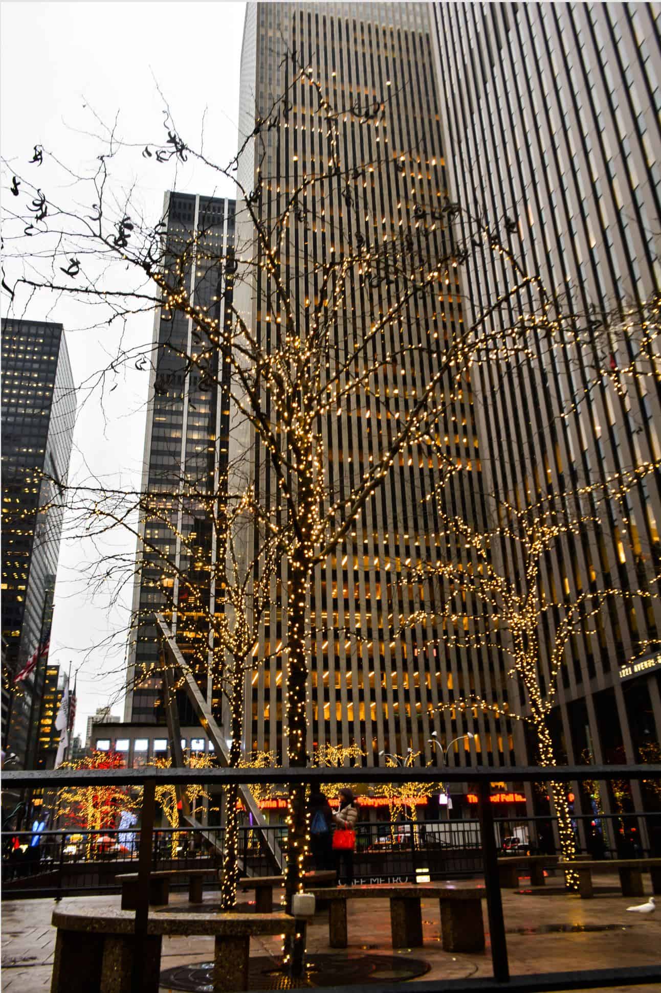 new york in december | things to do in manhattan at christmas | winter in nyc