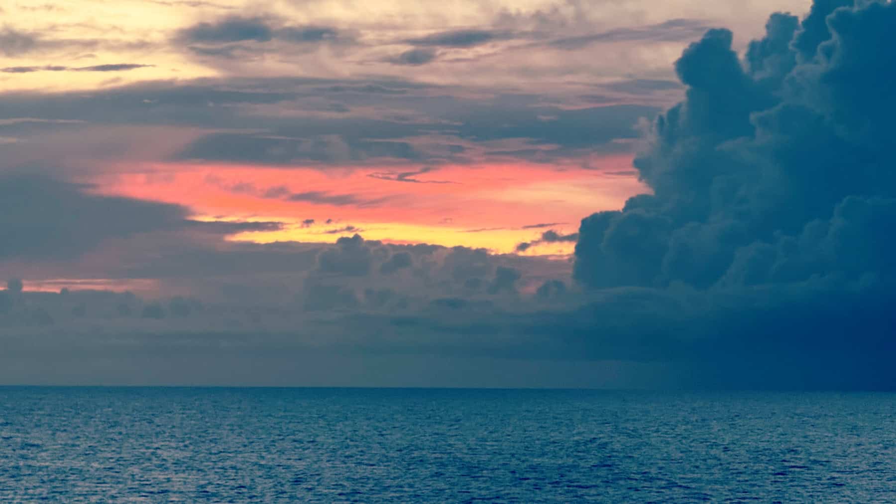 15-Day Asia Cruise with Norwegian Sun | 15-Day Asia Cruise | Norwegian Sun Asia Cruise Review | Cruise from Singapore to Taiwan | Southeast Asia Cruise Itinerary | Is a 15-Day Asia Cruise worth it | Sea days on an Asia cruise