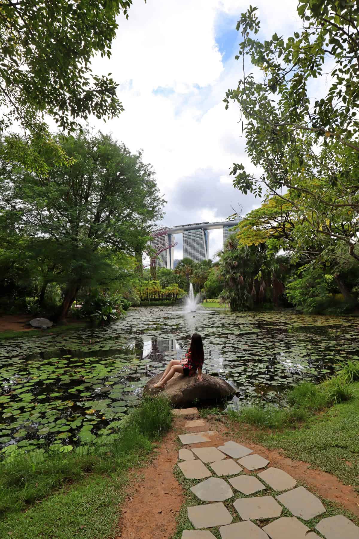 Singapore travel guide for cruise passengers | Cruise from Singapore to Taiwan start | Singapore skyline travel photography | Singapore city before Asia cruise | Southeast Asia cruise embarkation Singapore | Singapore travel blog Asia cruise itinerary